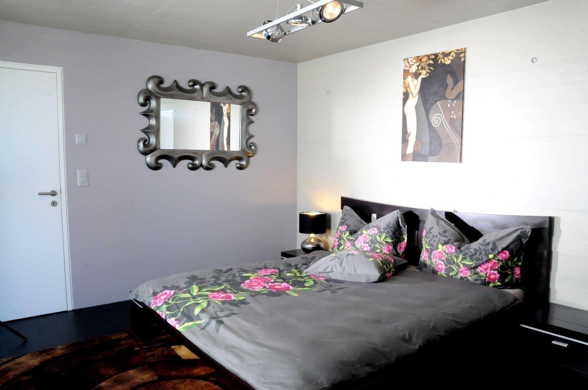 Morat Gaste Zimmer Buitenkant foto